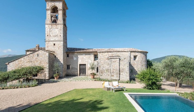 Private villa with swimming pool in Umbria in Perugia Area