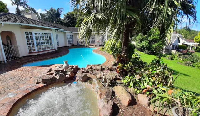 Queenz Bed & Breakfast in Durban
