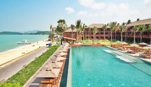 Relaxing Sea View Retreat with Balcony near Fisherman’s Village Beach