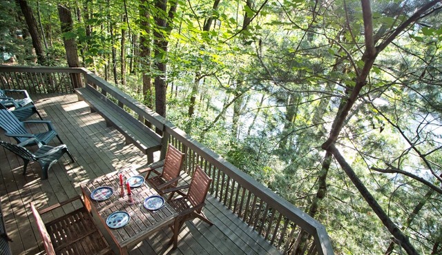 Riverside home in Trees w/Hot tub, Firepit at GAP in Confluence