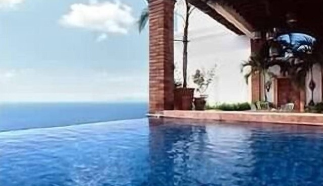 Romantic 6,000 sq ft 3 Story Villa Magnificent Views from 4 Master Suite