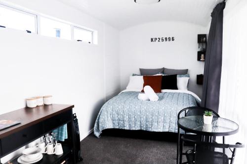 Rustic Rails Accommodation in Dargaville