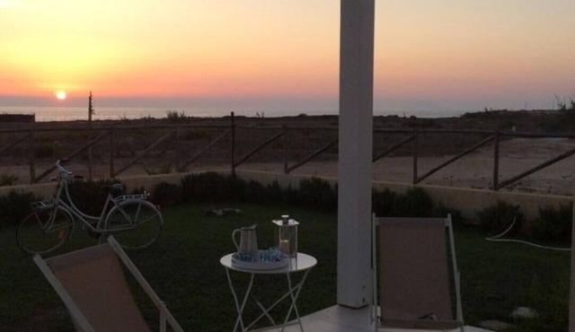 Seafront Villa "The Cliff"