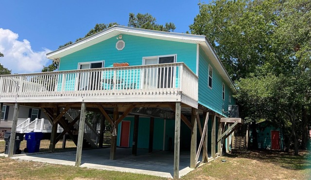 Second Chances: Short distance to the surf! in Oak Island