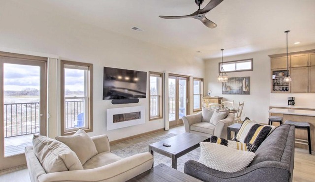 Spacious Recently Built Home < 1 Mi to Lake! in Pipe