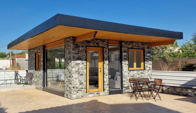 Studio Modern Swimming Pool Barbecue Couples Friends Gym Sauna in MD