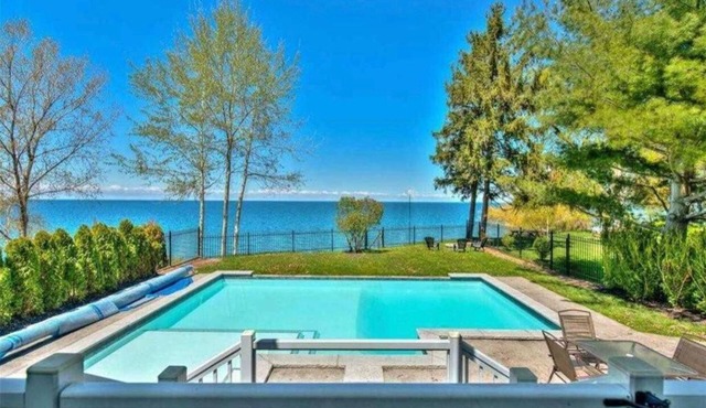 Stunning estate on Lake Ontario in St. Catharines