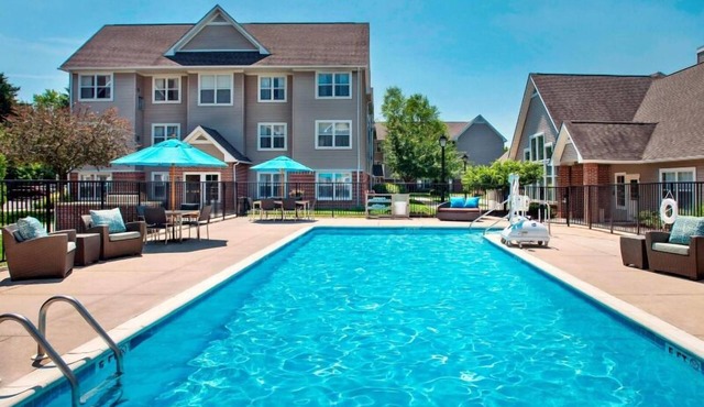 Suite w/Complimentary Breakfast! | Coca-Cola Park - 2.4 miles away! in Bethlehem