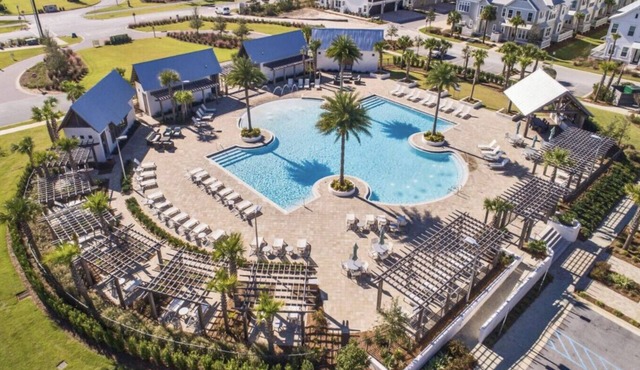 Summer Fun on 30A | Bikes, Bunks + Beach Days