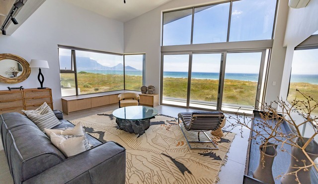 The Beachfront Lodge @ Ocean 9 in Cape Town