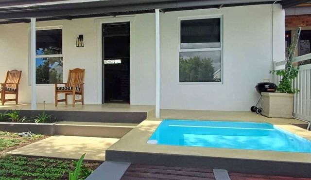 The Crescent Hideaway