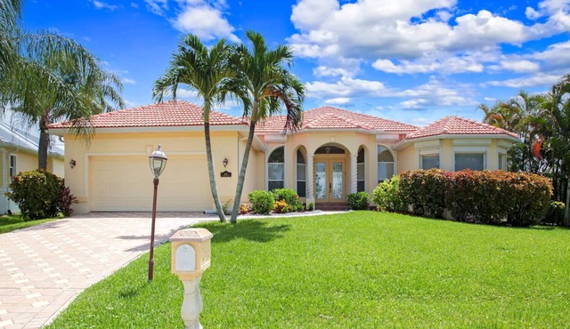 The Hammock - Beautiful Gulf access - 4 bedroom home - with heated pool
