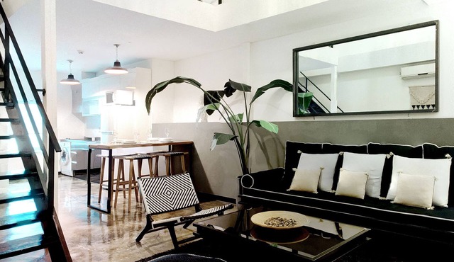 Two Level Suite Apt for 4 adults