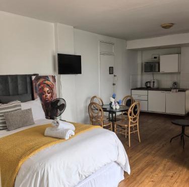 Unit 128 Oceanic Hotel