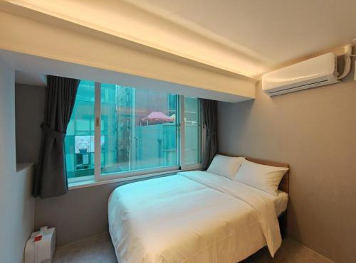 Unit J Hostel