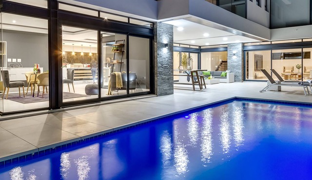 Villa De Luxe: Enjoy life in the lap of luxury