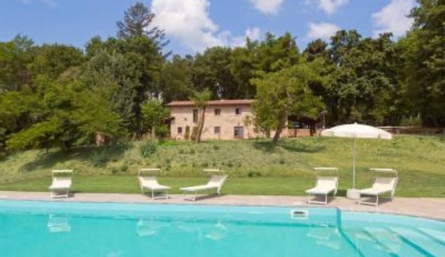 VILLA ELISABETTA with PRIVATE POOL in Poppi