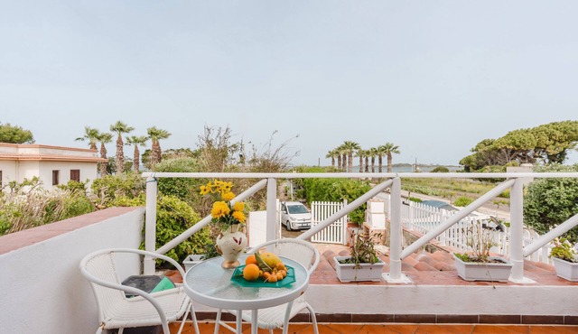 Villa Gloria with sea view, Wi-Fi and air conditioning