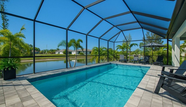 VILLA JUST RELAX – HEATED POOL | CANAL VIEW | BOAT RENTAL + TOURS VOUCHER INCL.