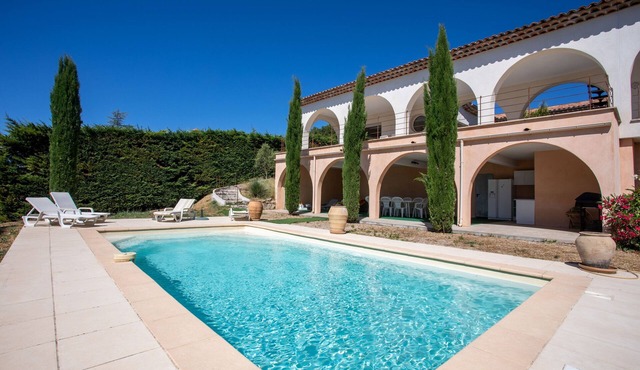Villa 'La Cabri 5 Chambres Piscine' with Sea View, Wi-Fi and Air Conditioning in Cabris