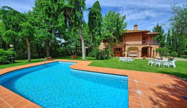 Villa Lauretana - Torrita Di Siena ,Tuscany