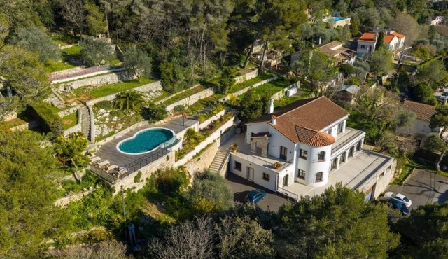 Villa panoramic view, 5 suites, swimming pool, 10 pax in Nice