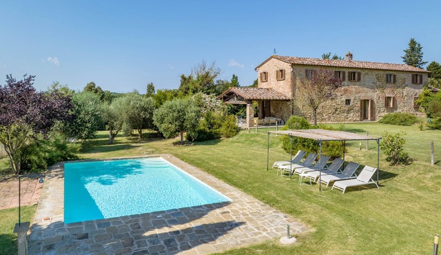 Villa Poggio del Sole, 8-10 Pax, Private Pool, Air Conditioned