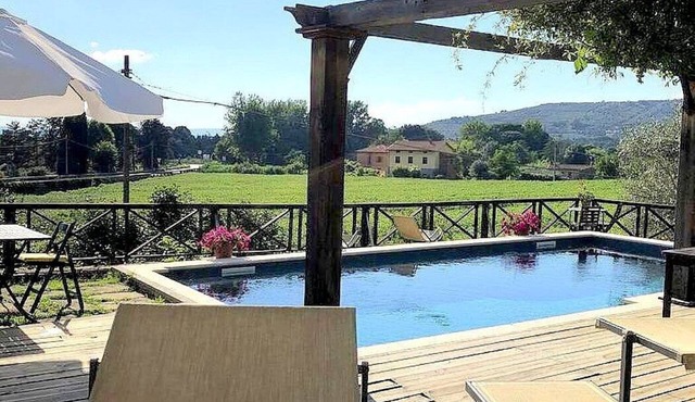 Villa Tilde: An elegant and welcoming two-story villa situated in a quiet location, a few minutes from the town center, with Free WI-FI.