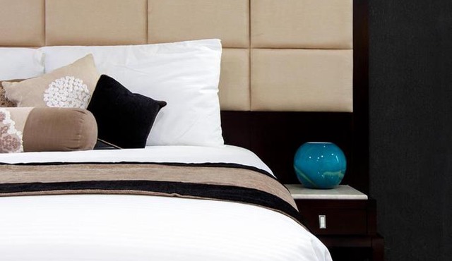 VR Queen Street Hotel & Suites