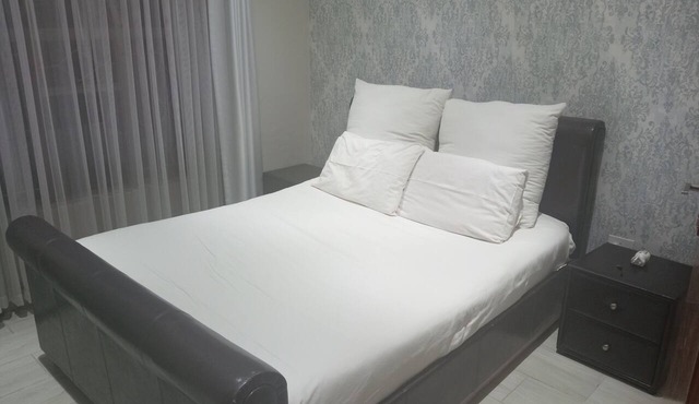 Luxurious 4-Bedroom House Rental with Pool Access in Ngaka Modiri Molema in Ngaka Modiri Molema District Municipality