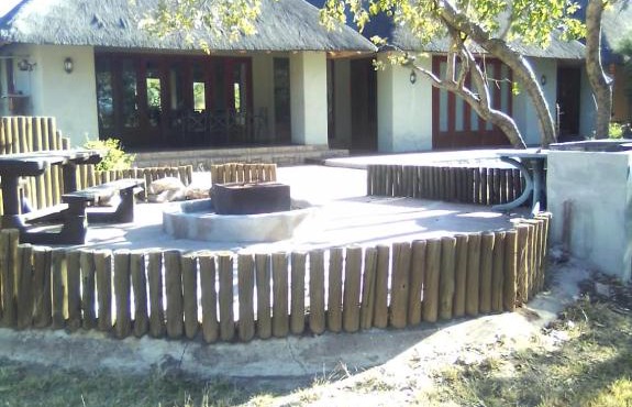 Zebula Golf Estate and Spa - Kudu's Bark 12 Pax Moi Signature Luxury villa in Mabula