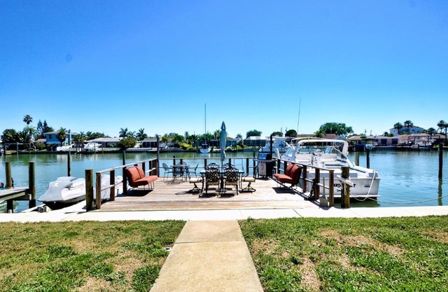 Island Flat 101 Island Estates 2 Bedroom 2 Bath Condo 23139