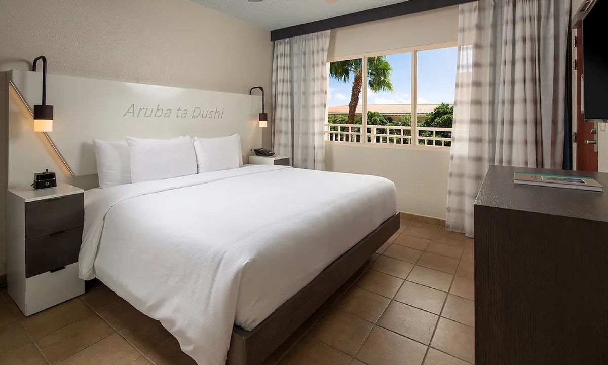 Oranjestad-West Hotel | Bluegreen at La Cabana Beach Resort & Casino