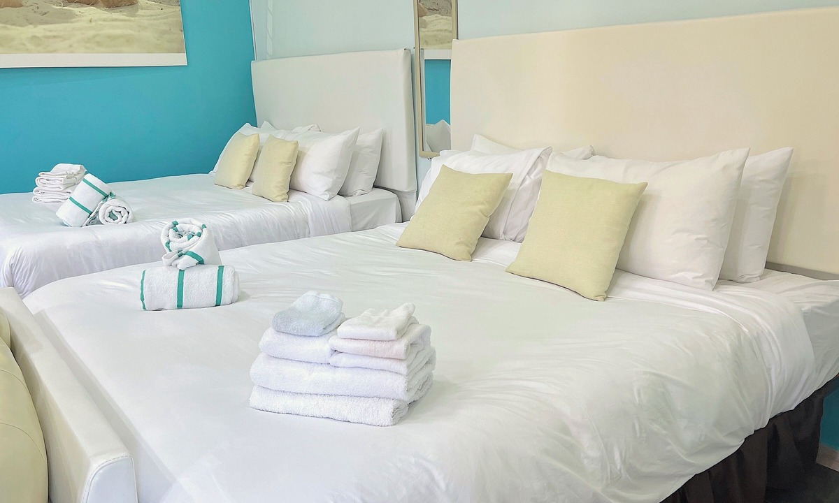 Gold Coast Apartment | Esmeralda STUDIO Vacation Rental in Noord