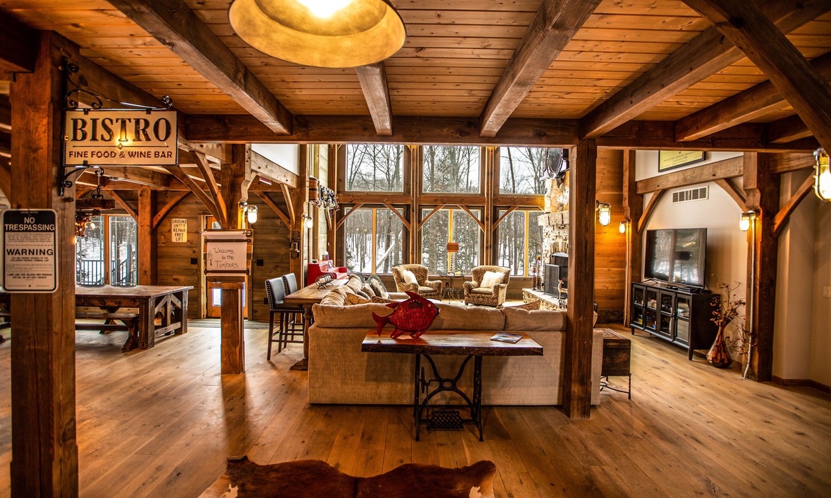 Boyne City House | Boyne Mountain - Ski-In/Out, featuring 4 master suites with an outside Hot Tub