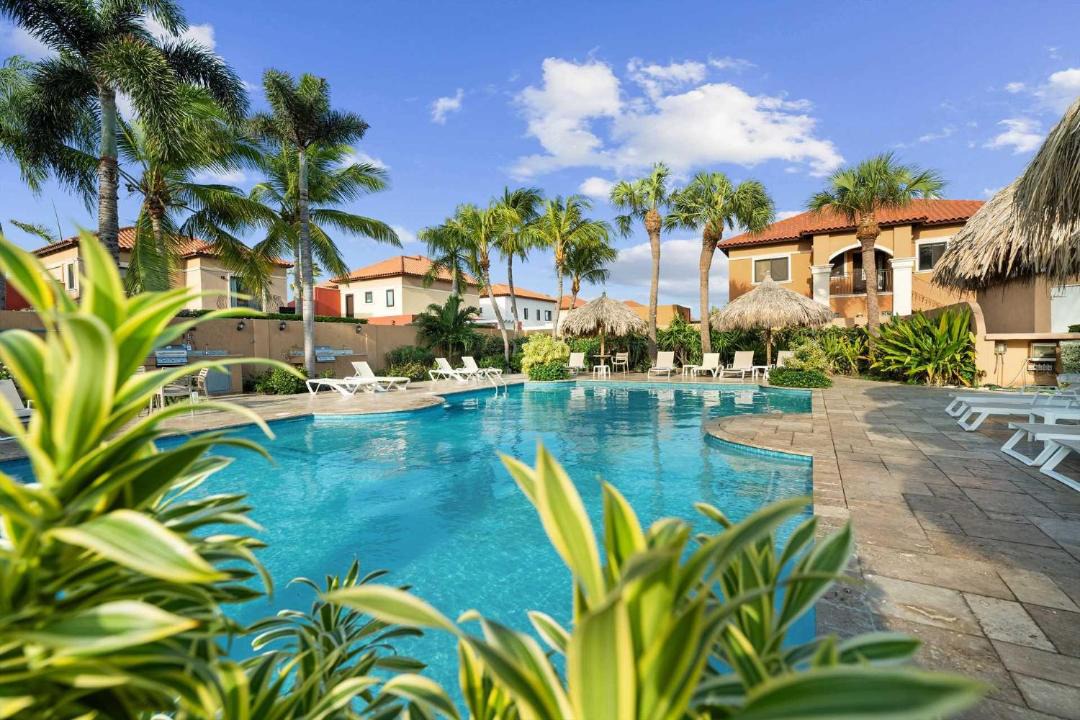 Gold Coast House | GC111-Malmok Beach-3BR townhome perfect for family