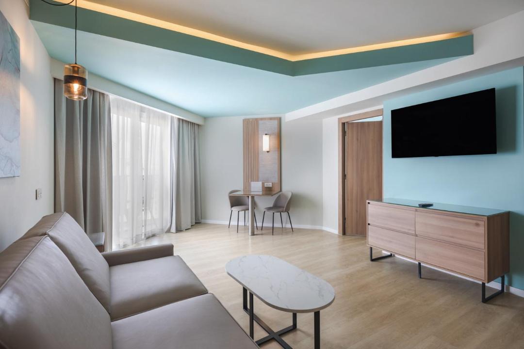 Palm Beach Resort | Riu Palace Antillas - Adults Only - All Inclusive