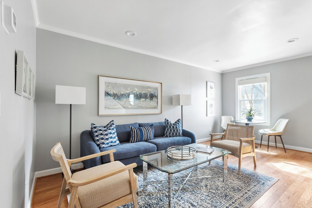 Photo of Livingroom in South of Broad
