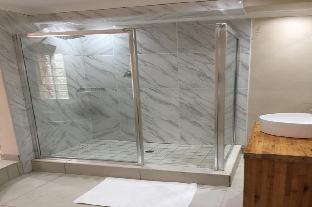 Photo of Bathroom in Windermere