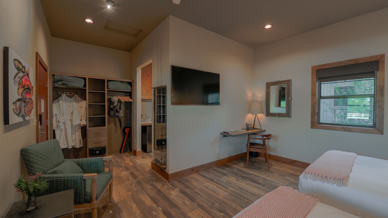 Photo of Bedroom in West Yellowstone