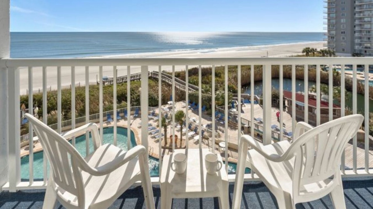 Photo of Patio Balcony in Arcadian Shores