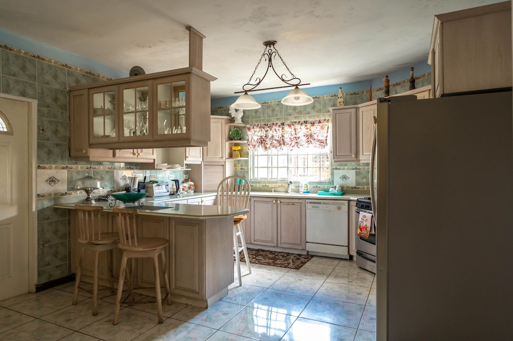 Photo of Kitchen in West Gate Hills