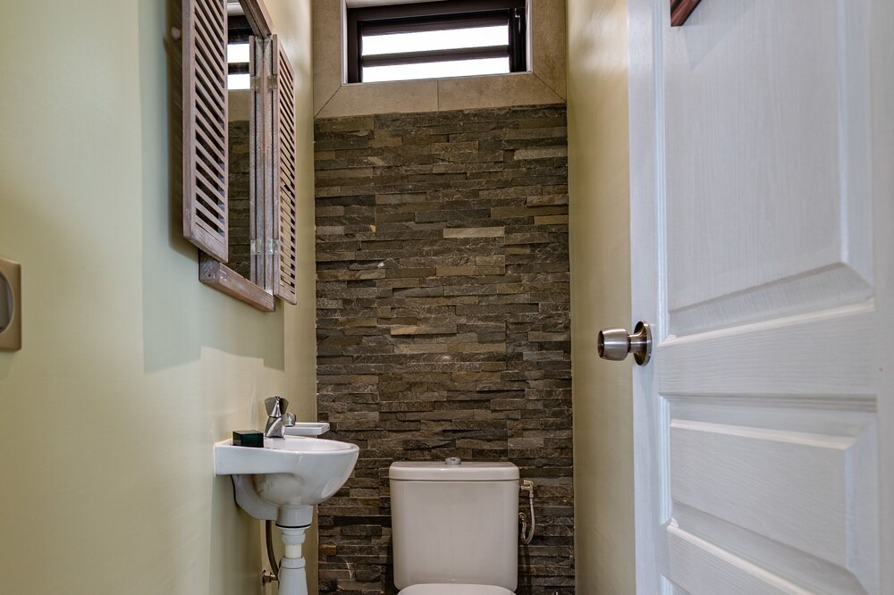 Photo of Bathroom in Vaitape