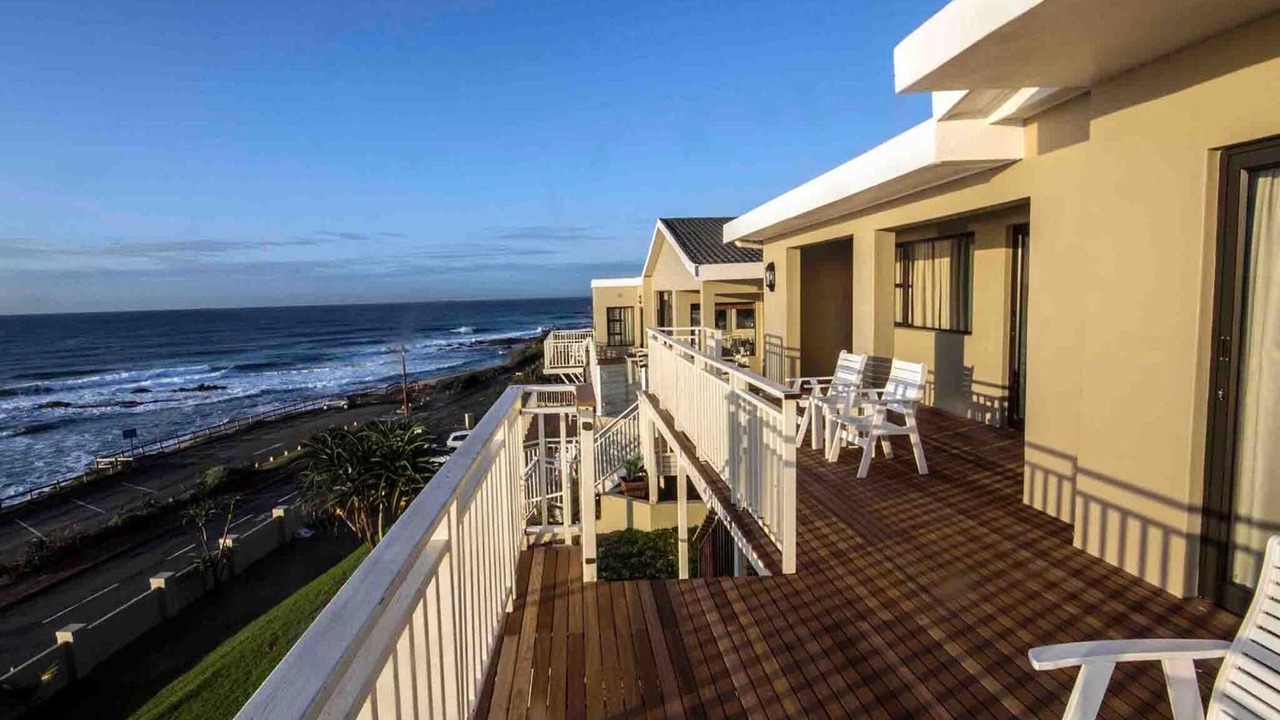 Photo of Patio Balcony in Selection Beach