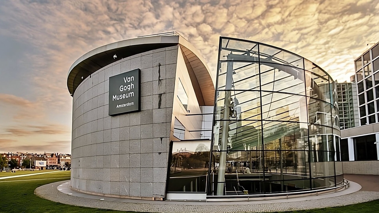 Photo of Others in Zuidas