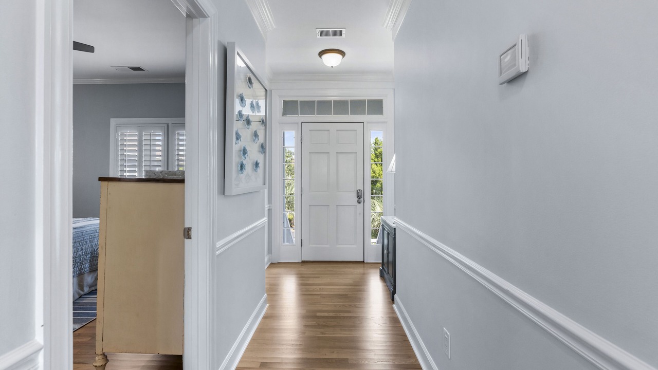 Photo of Bedroom in Debordieu Colony
