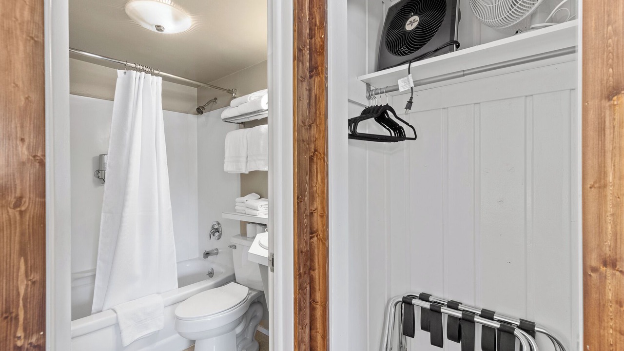 Photo of Bathroom in West Yellowstone