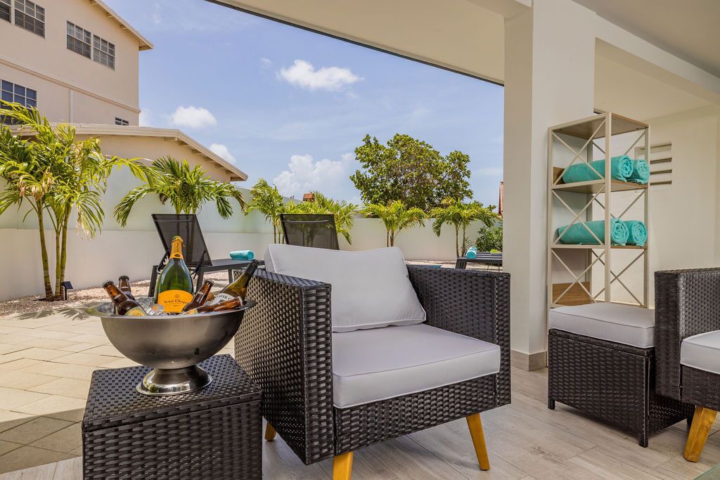 Photo of Others in Oranjestad-West