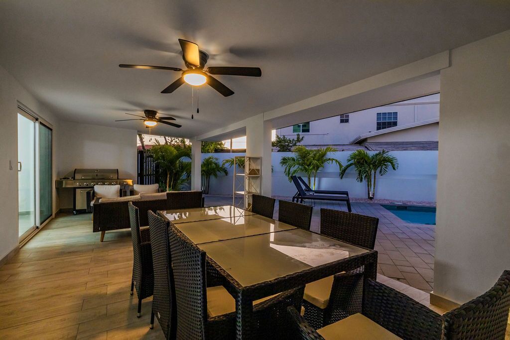 Photo of Outdoor in Oranjestad-West