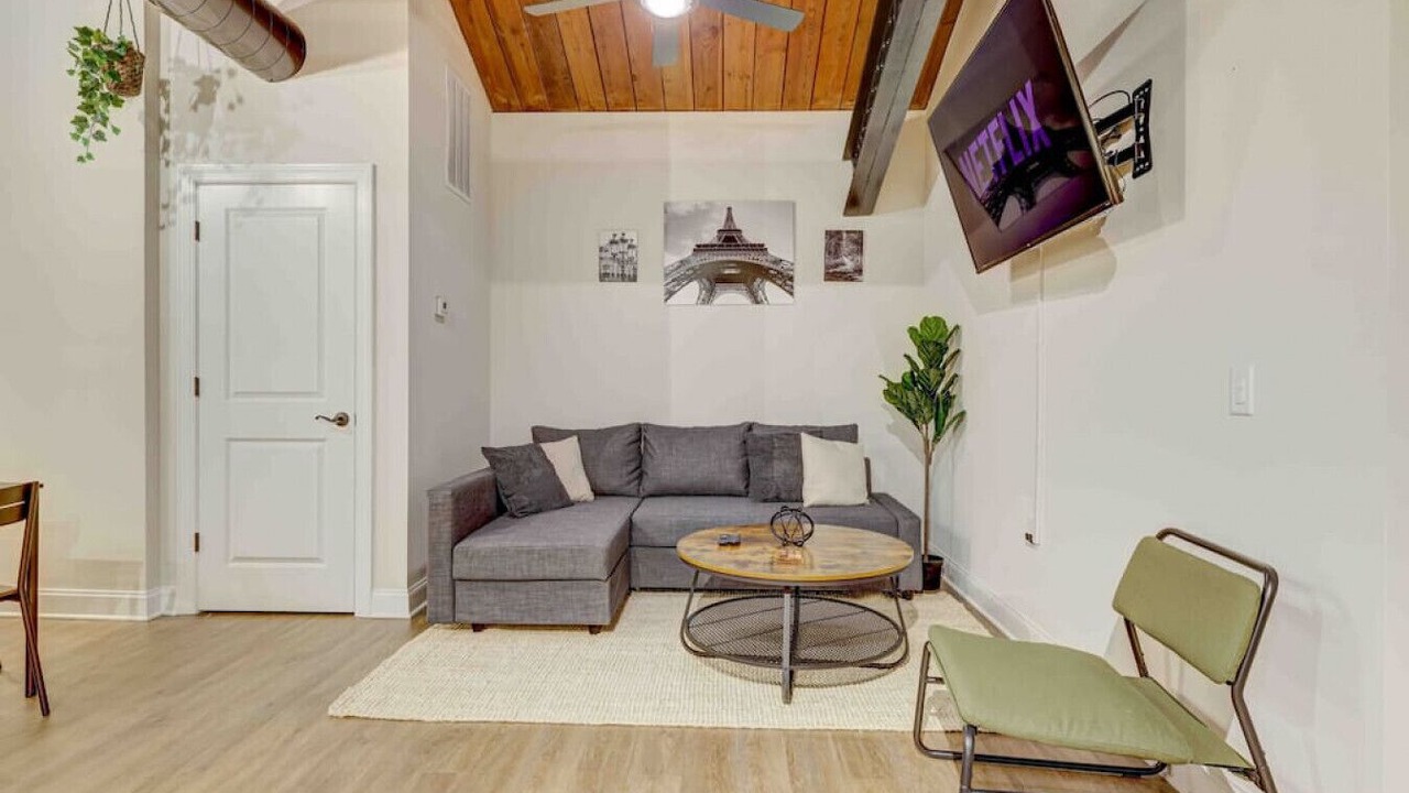 Photo of Livingroom in East Stroudsburg